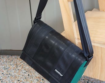 Waterproof Messenger Bag – Upcycled Bicycle Inner Tube • Fits 13″ Laptop • Vegan, Handmade in Italy
