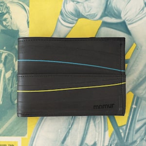 Recycled inner tube wallet for men / unique piece. Vegan and eco-friendly wallet. Gift idea bicycle lovers.