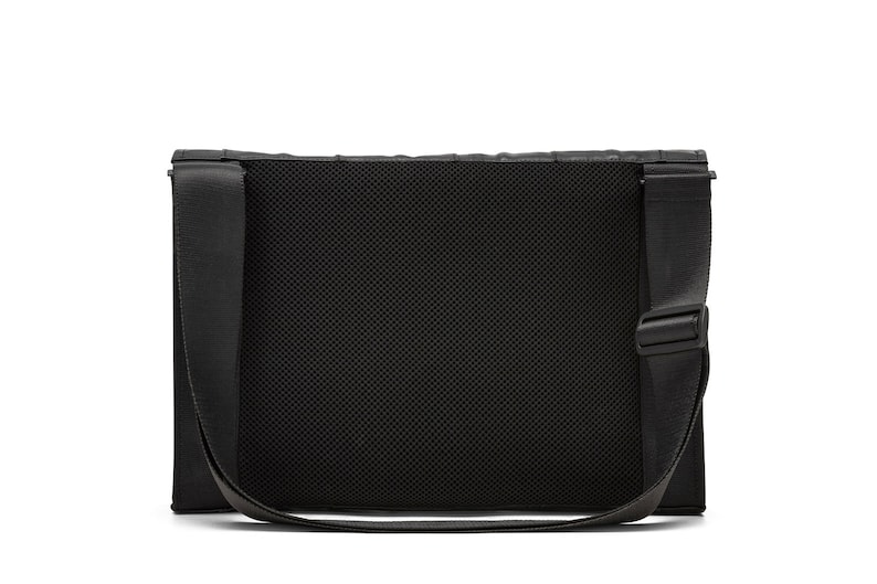 Bike inner tube shoulder bag Fits up to 15 laptop Work bag for men Men/'s vegan bag