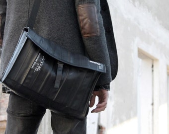 Bike inner tube shoulder bag // Fits up to 15" laptop // Work bag for men // Men's vegan bag