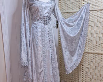 Silver elven dress Scottish widow hood