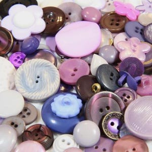 Purple Crafting Sewing Buttons 100 Plastic Lilac Mauve Purple Assorted New Old Stock Buttons