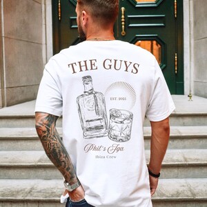 Personalisiertes JGA T-shirt, Groom Shirt Mit Wunschname,Bachelor Party,Geschenk Für Bräutigam,Bräutigam Shirt,JGA Männer,JGA Shirt,Hochzeit GUYS hinten weiss
