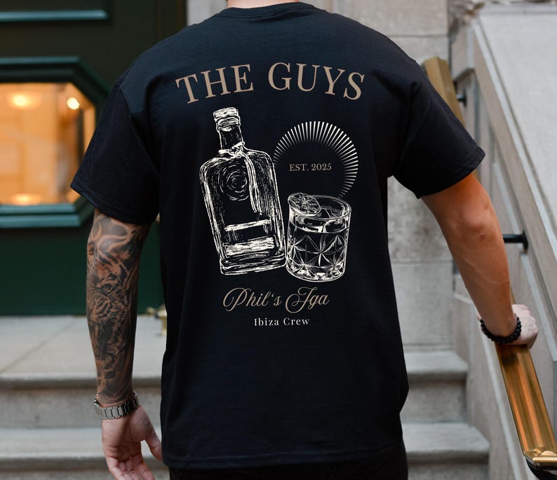 Personalisiertes JGA T-shirt, Groom Shirt Mit Wunschname,Bachelor Party,Geschenk Für Bräutigam,Bräutigam Shirt,JGA Männer,JGA Shirt,Hochzeit GUYS hinten schwarz