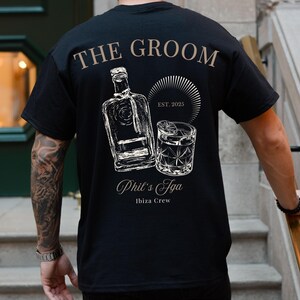 Personalisiertes JGA T-shirt, Groom Shirt Mit Wunschname,Bachelor Party,Geschenk Für Bräutigam,Bräutigam Shirt,JGA Männer,JGA Shirt,Hochzeit GROOM hinten schwarz