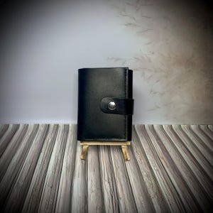 Cartera de cuero negra, cartera triple, cartera triple negra, cartera negra para mujer, regalo para ella, regalo para mamá, cartera personalizada, cartera exclusiva.