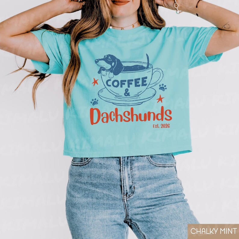 Peut inclure: Ensemble de trois tasses en c&eacute;ramique avec une finition mate et mouchet&eacute;e. Les tasses sont de couleur cr&egrave;me, gris clair et gris fonc&eacute;. Chaque tasse a un design simple et minimaliste, parfait pour le caf&eacute; ou le th&eacute;.