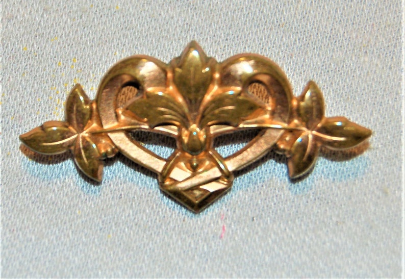 Antique Victorian Brooch C clasp Gold Tone Metal Vintage Etsy
