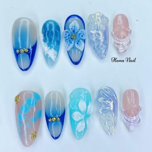 Unhas postiças de amêndoa e gelatina azul – Unhas de conchas e flores 3D | Unhas de sereia de verão | Unhas postiças de praia | Conjunto de unhas transparentes fofo