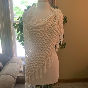 Crochet Triangle Scarf/Crochet Shawl/Beach Wrap/Crochet Shawl/Wrap Cowl