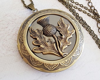 Gran medallón de cardo de oro antiguo, collar de medallón de flor redonda grande, medallón secreto de recuerdo escocés, elija su longitud