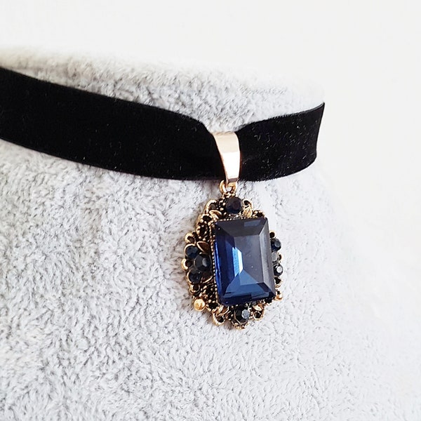Black Velvet Choker with Dark Sapphire Blue Jewel Crystal Drop, Vintage Victorian Style Princess Choker, Antique Gold, Choose Your Length