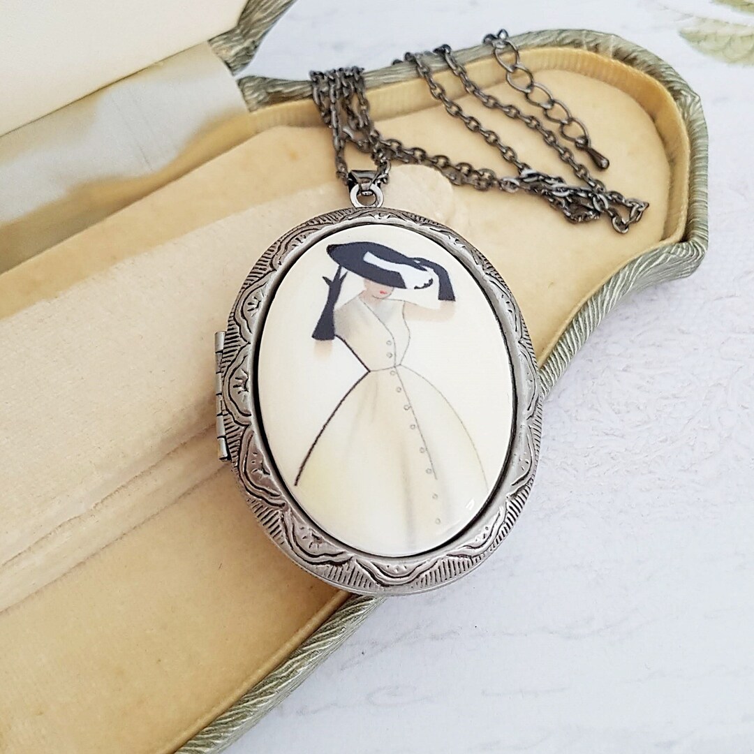 Mid Century Lady Locket in Black and White, Vintage Fashion Model Lady ...