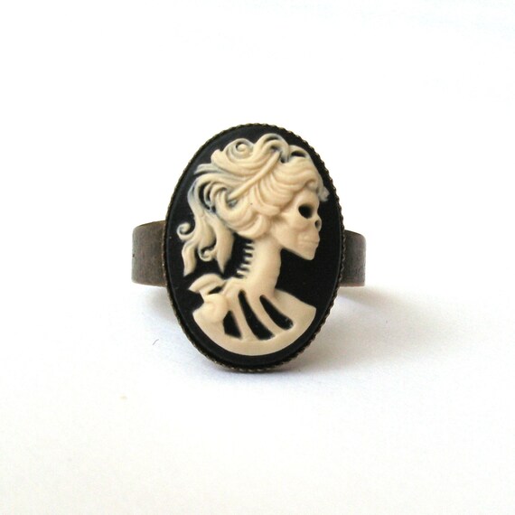 Small Zombie Ring Skeleton Ring Black and Cream Cameo Ring Etsy