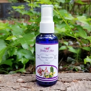 Honeysuckle Essential Oil Spritzer, 2 oz, body spray, natural perfume spray, essential oil perfume spray, perfume spritzer, natural scent