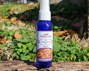 Cedarwood Essential Oil Spritzer, 2 oz, body spray, natural perfume spray, essential oil perfume spray, perfume spritzer, natural scent