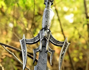 Hand Forged Damascus Barbarian Sword | Viking Long Sword Replica | Handmade Engraved Cosplay Sword | Fantasy Decorative Collectible
