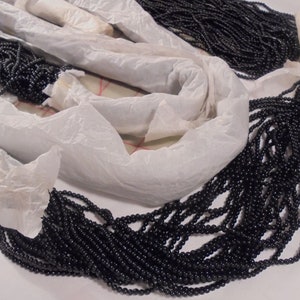 12 Strands Vintage Black Plastic Beads 3mm 60&quot; Strands