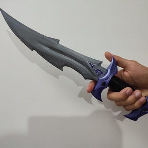 Valorant Reaver Knife/ 3D Printed / Valorant Game Cosplay / 1:1 Life Size