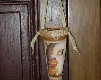 Halloween Pumpkin Girl Vintage Lace Candy Cone Tussie Mussie 2