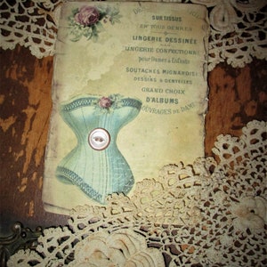 Junk Journal embellissement bouton carte Corset thème vintage perle bouton cousu sur carte Shabby Roses