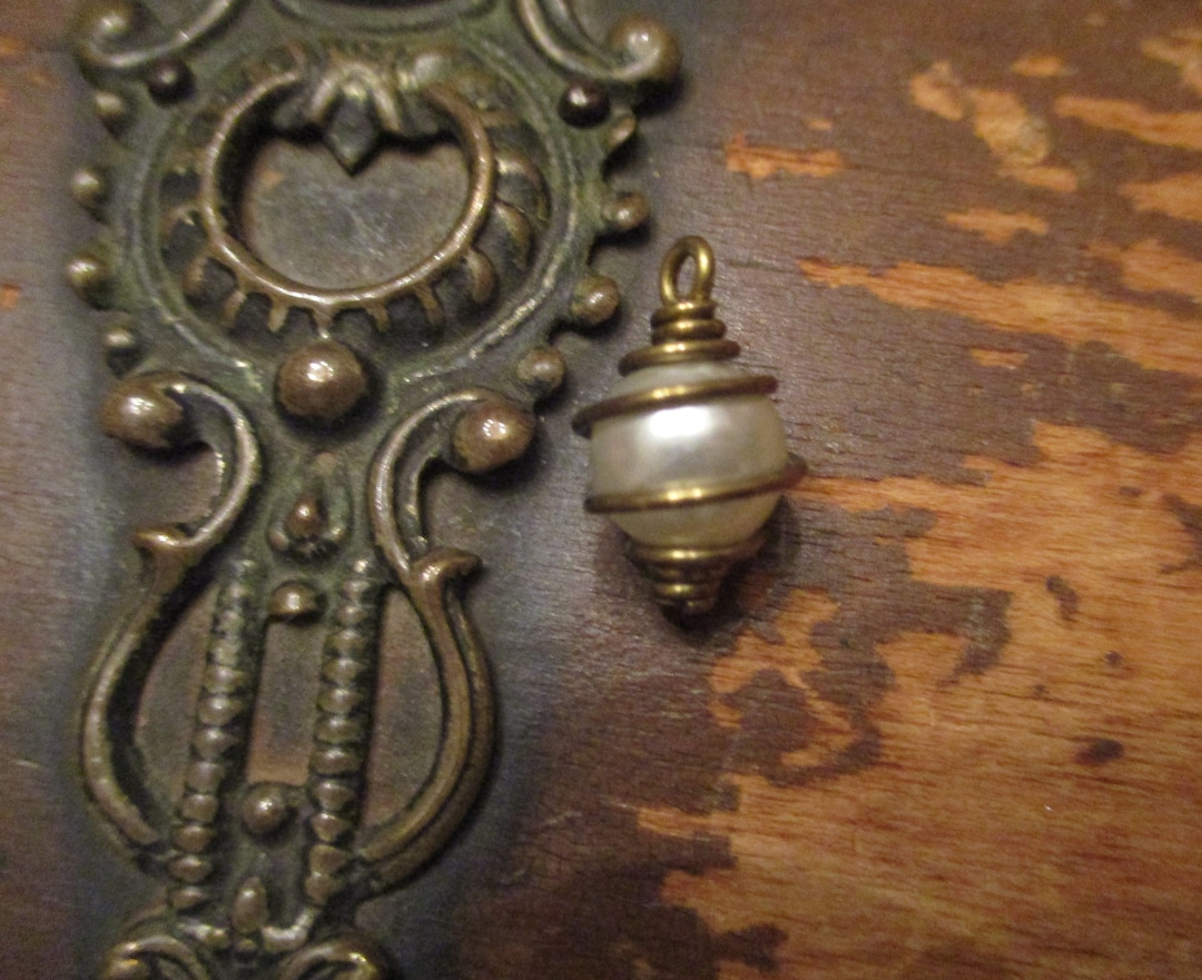 Vintage Caged Wire Wrapped Pearl Bead Crazy Quilt Junk Journal Etsy