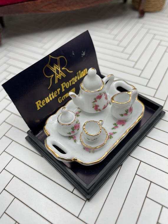 Reutter Miniature Porcelain Tea Set: White Roses, Gold Trim - Made
