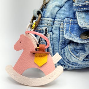 Rocking Horse Bag Charm – Faux Leather Horse Ornament in 4 Colors | Cute Saddle Keychain | Purse or Tote Decoration