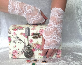White lace Gloves, white Wedding Gloves, White fingerless Gloves,  Floral Lace Gloves, Wedding gloves