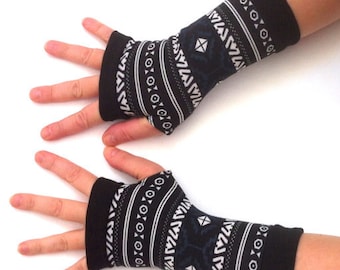 Fingerless  gloves  with pattern Completely Lined with Cuffs Textile fingerless gloves