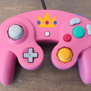 controller cablato gamecube nintendo princess peach mario personaggio controller retro gaming controller