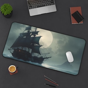 Schreibtischmatte mit Piratenschiff Design - Nautisches Mauspad, Gaming Pad, Schreibtischzubehör, Bürodeko, Geschenk für Piraten Enthusiasten