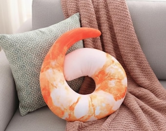 Almohada cervical de felpa con forma de camarón: cojín de viaje realista en forma de U.
