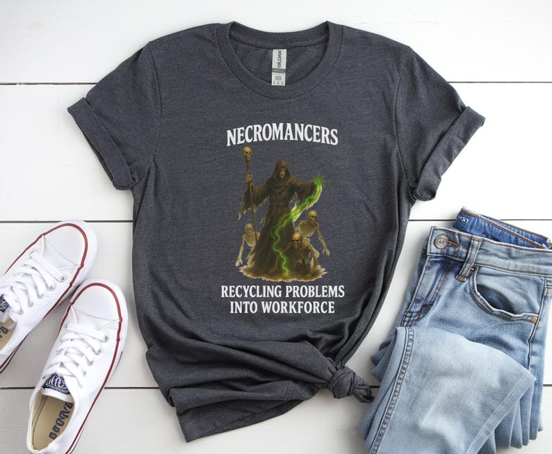 Grappig Necromancer Recycling D&D-T-shirt: humoristisch RPG-gamer-T-shirt afbeelding 4