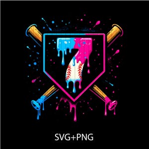 Może przedstawiać: Grafika o tematyce baseballowej na czarnym tle. Projekt przedstawia kształt bazy domowej obrysowany na różowo i niebiesko, z numerem 7 pośrodku, w połowie niebieskim i w połowie różowym, kapiącym jak farba. Piłka do baseballu jest zintegrowana z numerem. Dwa skrzyżowane kije do baseballu znajdują się za bazą domową. Tekst "SVG+PNG" znajduje się na dole.