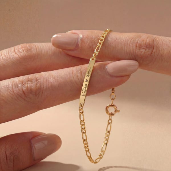 Pulsera personalizada con nombre grabado, cadena Figaro de oro de 14 quilates, plata de ley chapada en oro, joyería minimalista con nombre, regalo de cumpleaños para ella.