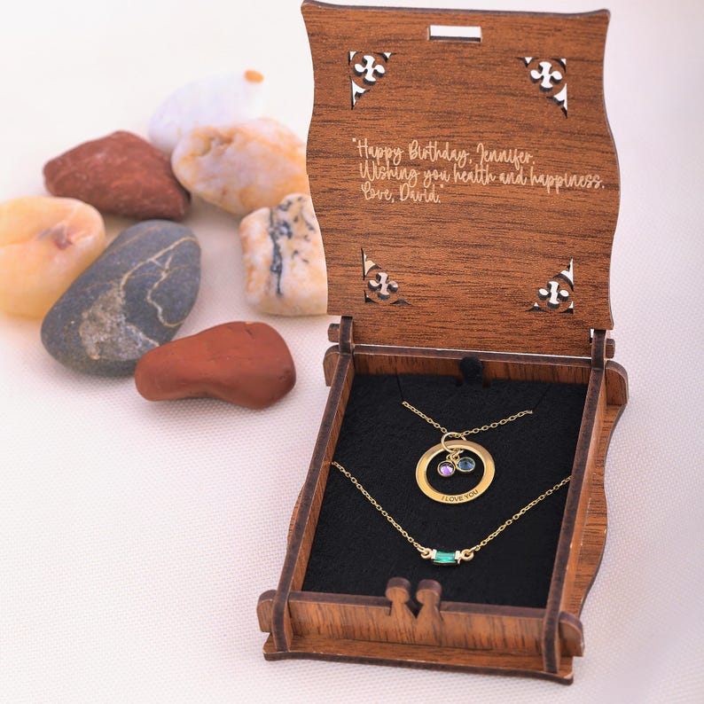 Sparkle with the magic of Disney! Our adorable dainty minnie necklace for kids is a dream come true for your little fan. This personalized cartoon necklace combines the timeless charm of Mickey or Minnie Mouse with your child's very own name, creating a one-of-a-kind keepsake they will treasure on their next Disneyland trip and beyond.