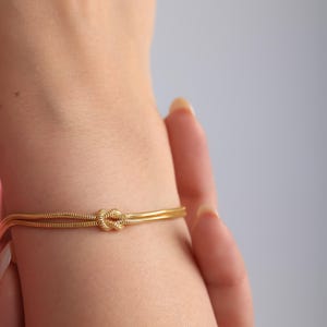 18K Gold Knot Bracelet, Couples Bracelet, Love Knot Bracelet for Women, Friendship Bracelet, Mother Daughter Gift, Knot Bracelet Snake Chain