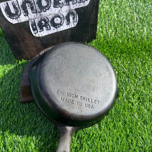 Unmarked Wagner #3 Skillet 1960’s