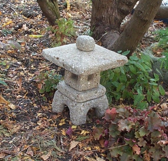 Garden Lantern 12w X 15h Japanese