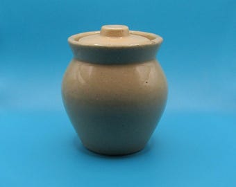 蓋付き赤い陶器のシュガーボウル：手作りの陶器製シュガーキャディ