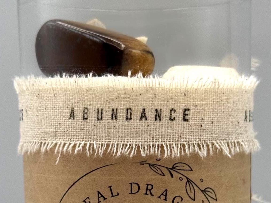 Large Herbal Intention Candle "Abundance"/Crystal Healing Candle/Manifestation Candle/Inspirational Candle/Natural Soy Lead Free Wick