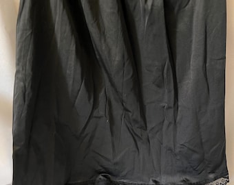 Combinación corta de nailon con ribete de encaje negro de la marca Vintage Warner's, talla M para mujer.