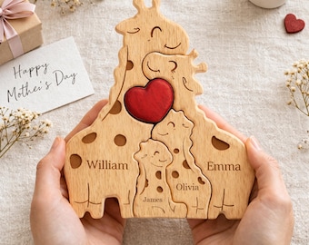 Wooden Giraffe Family Puzzle, Personalized Engraved Name, Family Keepsake Gift, Gift for Kids, Animal Family Decor, Family Home Decoration