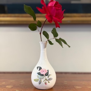 Hathaway Rose Wedgwood - Etsy