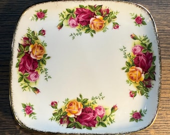 Vintage Royal Albert Old Country Roses Bone China Trinket Tray - 1962