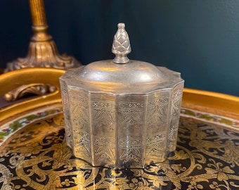 Vintage 1992 Godinger Silver-plate Trinket Jewelry Box Engraved