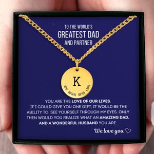 Regalo de esposa e hijos, colgante grabado con números o letras y nombres de niños para esposo, regalo de cumpleaños para papá, regalo significativo para él, Día del Padre