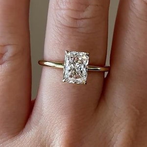 Anillo de compromiso de oro amarillo de 14 k. Exclusivo anillo de diamantes de talla radiante cultivados en laboratorio de 2 quilates. Anillo solitario rectangular con diamante con certificación IGI para mujer.
