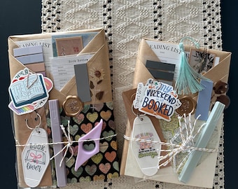 Blind Date with a Book! Perfect Book Lover Gift for any bookish reader! Handpicked read from genres: Romance, Romantasy, Thriller, & Fantasy